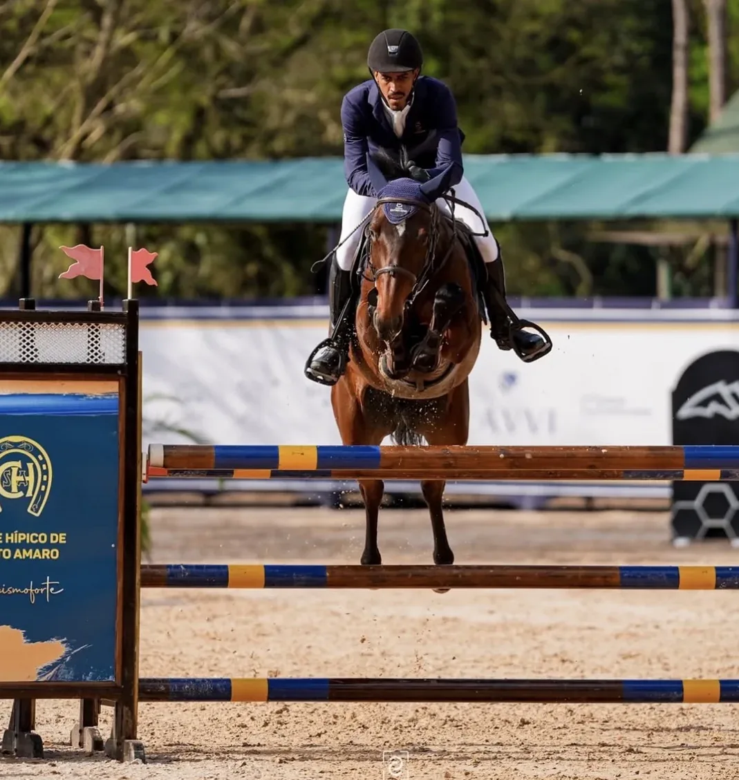 Equicenter Gancia Entrevero em salto.